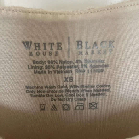 WHBM lace lined tank in creamy beige. Size XS - Picture 3 of 3